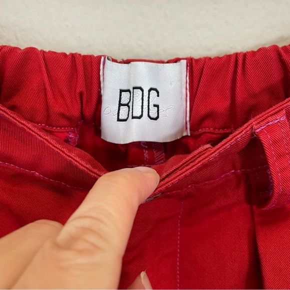 BDG Red Keaton Pleated Chino Cuffed Hem Pants Size Small - Picture 7 of 12